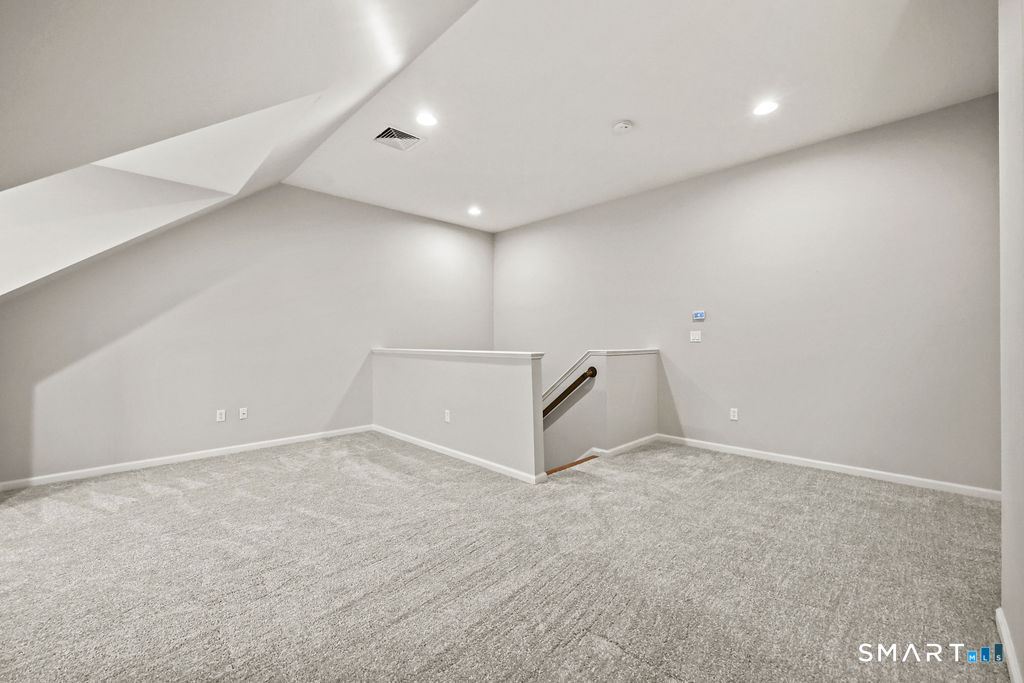 41 Park Place Circle West Hartford CT 06110