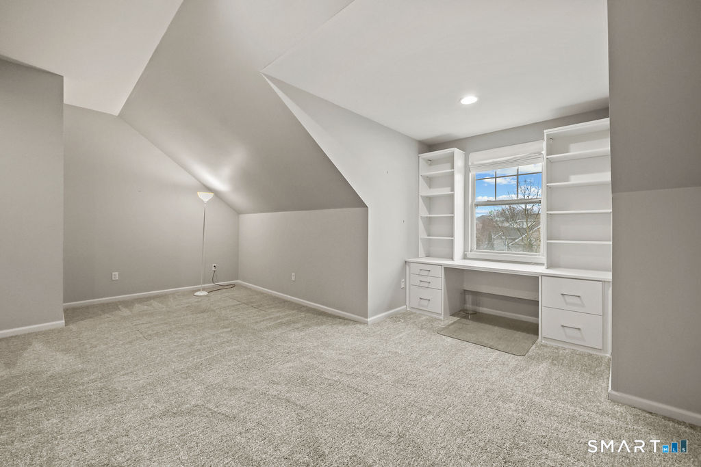 41 Park Place Circle West Hartford CT 06110