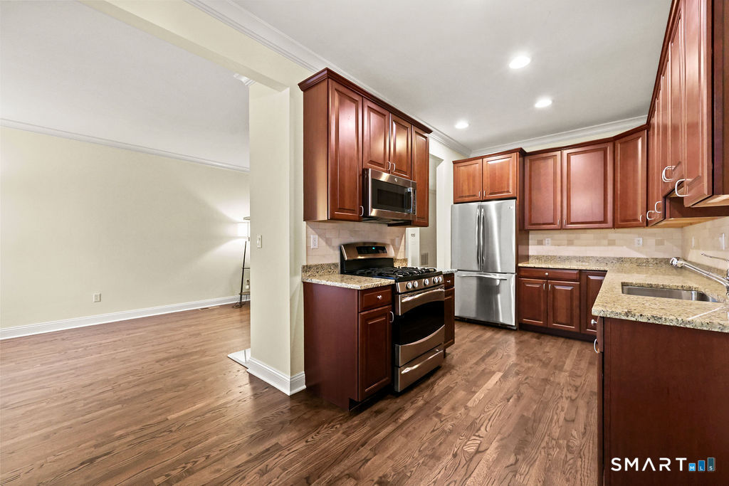 41 Park Place Circle West Hartford CT 06110