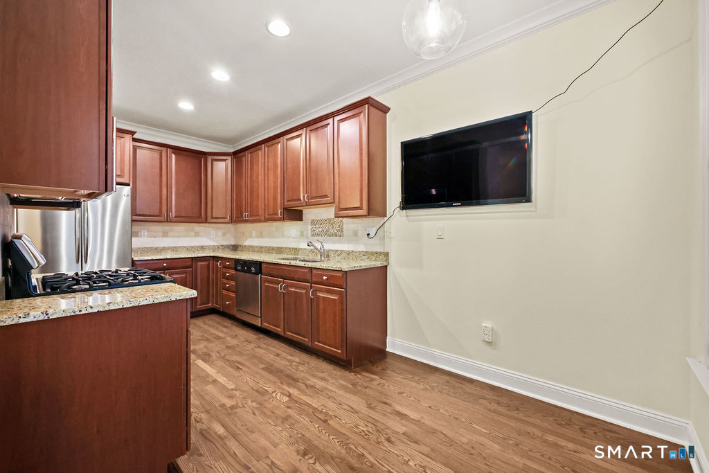 41 Park Place Circle West Hartford CT 06110