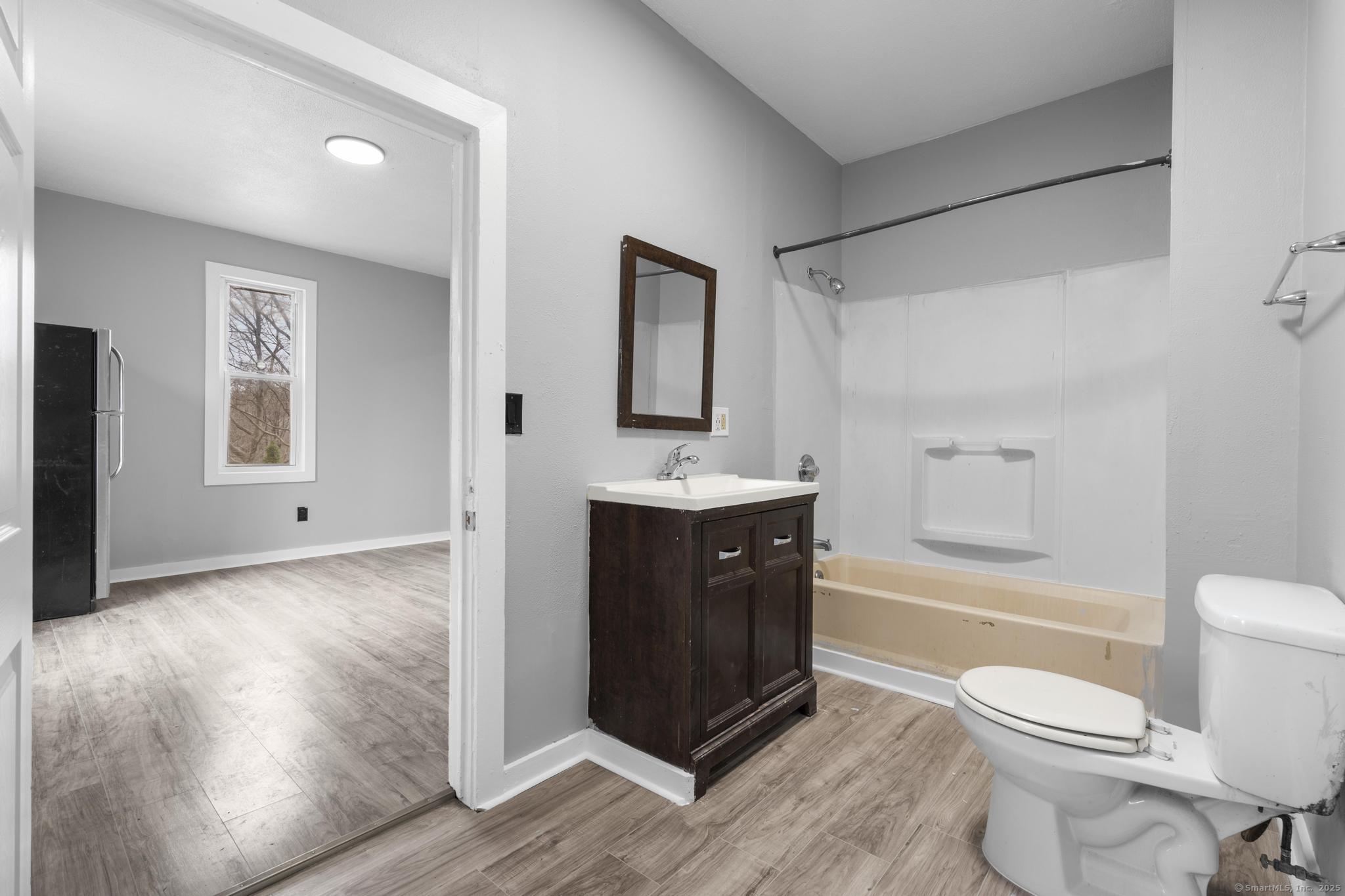 71 River Street Waterbury CT 06706