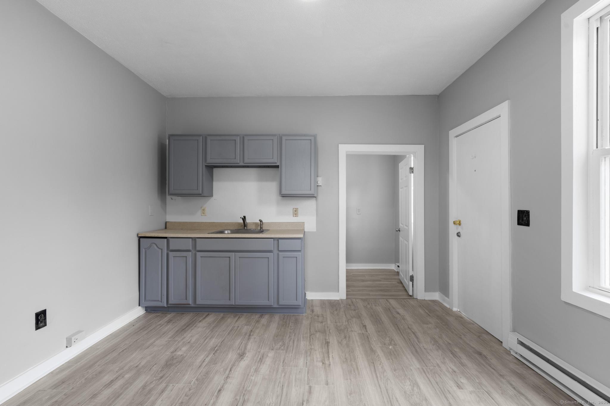 71 River Street Waterbury CT 06706