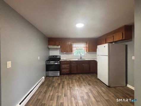 72 Fiske Avenue Bridgeport CT 06606