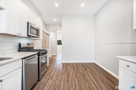 300-302 Soundview Avenue Fairfield CT 06825