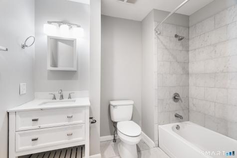 300-302 Soundview Avenue Fairfield CT 06825