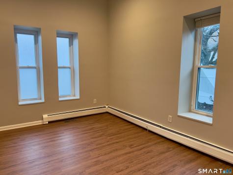 300-302 Soundview Avenue Fairfield CT 06825