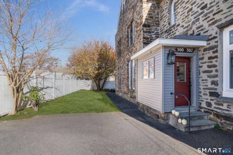 300-302 Soundview Avenue Fairfield CT 06825