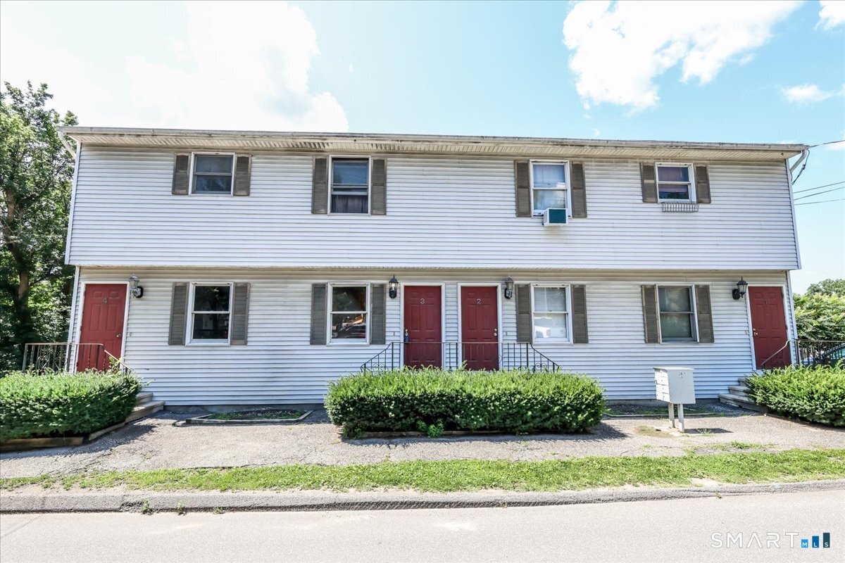 28 Middle Street New Milford CT 06776