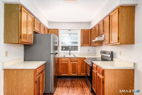 28 Middle Street New Milford CT 06776