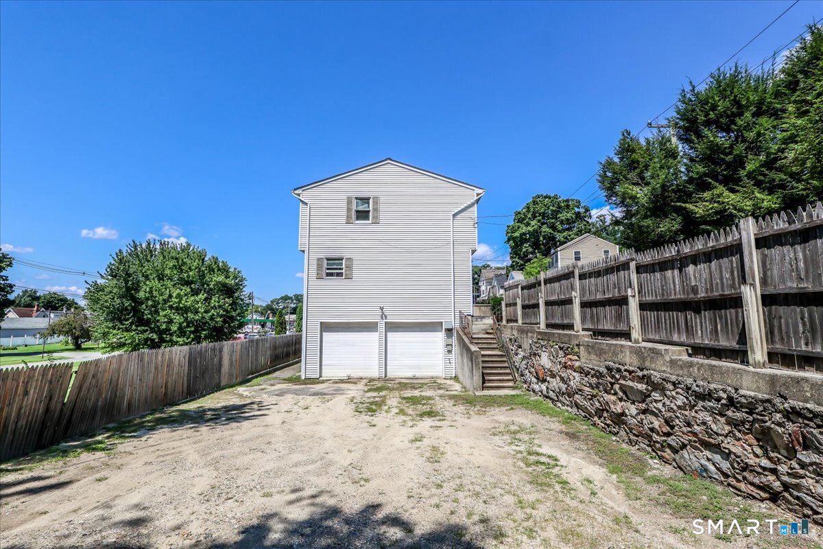 28 Middle Street New Milford CT 06776