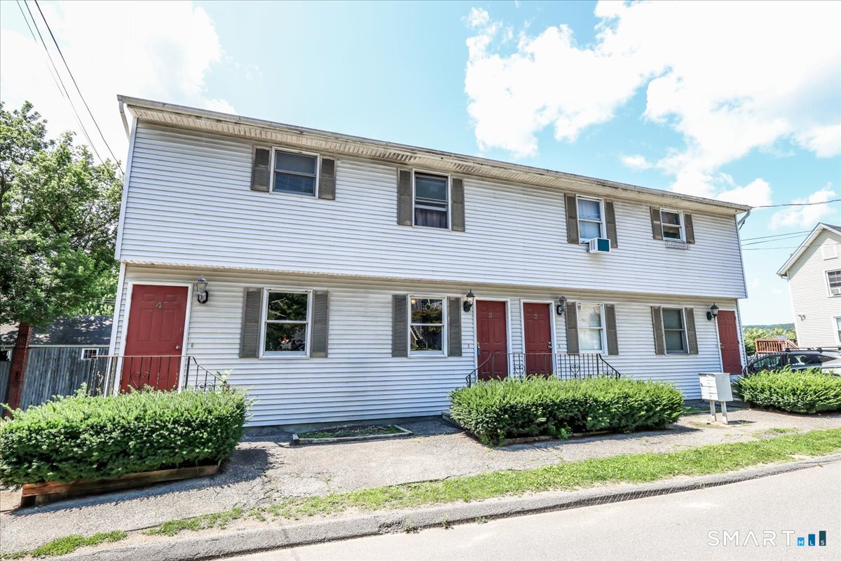 28 Middle Street New Milford CT 06776