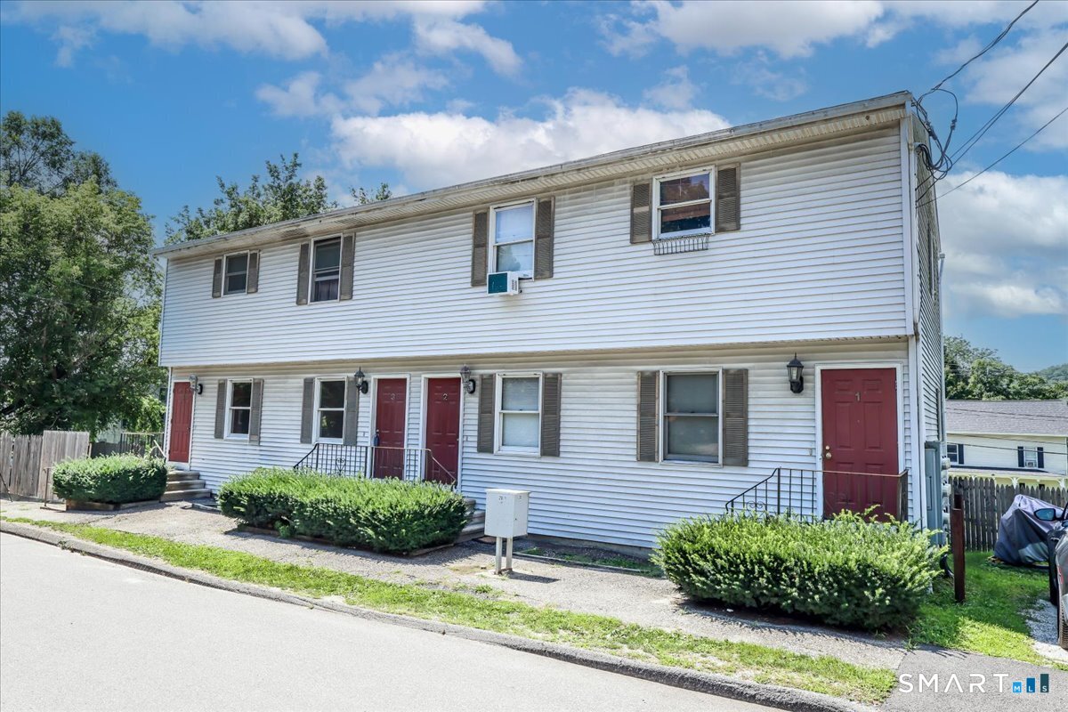 28 Middle Street New Milford CT 06776
