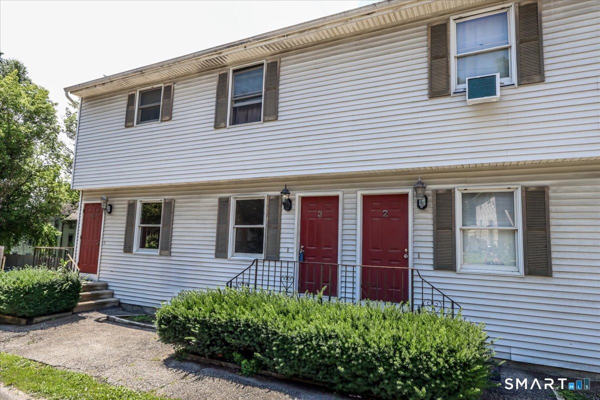 28 Middle Street New Milford CT 06776