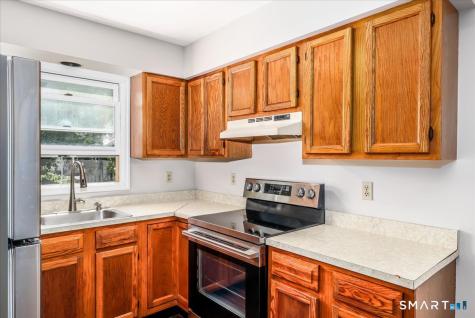 28 Middle Street New Milford CT 06776