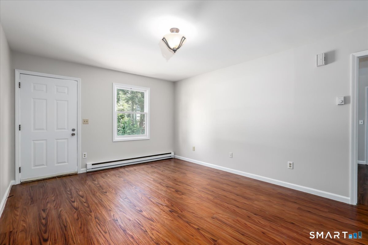 28 Middle Street New Milford CT 06776
