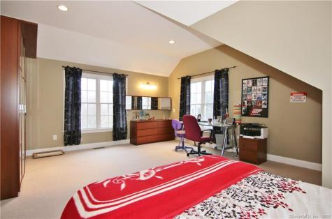 37 West Rock Trail Stamford CT 06902