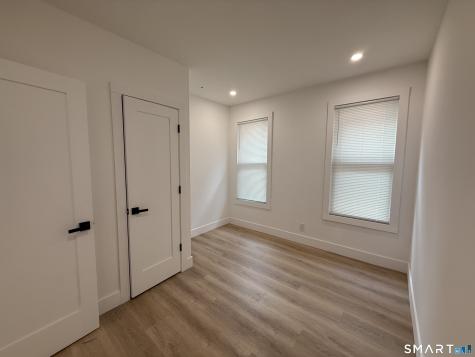 21-23 Elliott Street Hartford CT 06114
