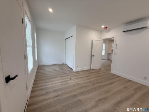 21-23 Elliott Street Hartford CT 06114
