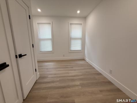 21-23 Elliott Street Hartford CT 06114