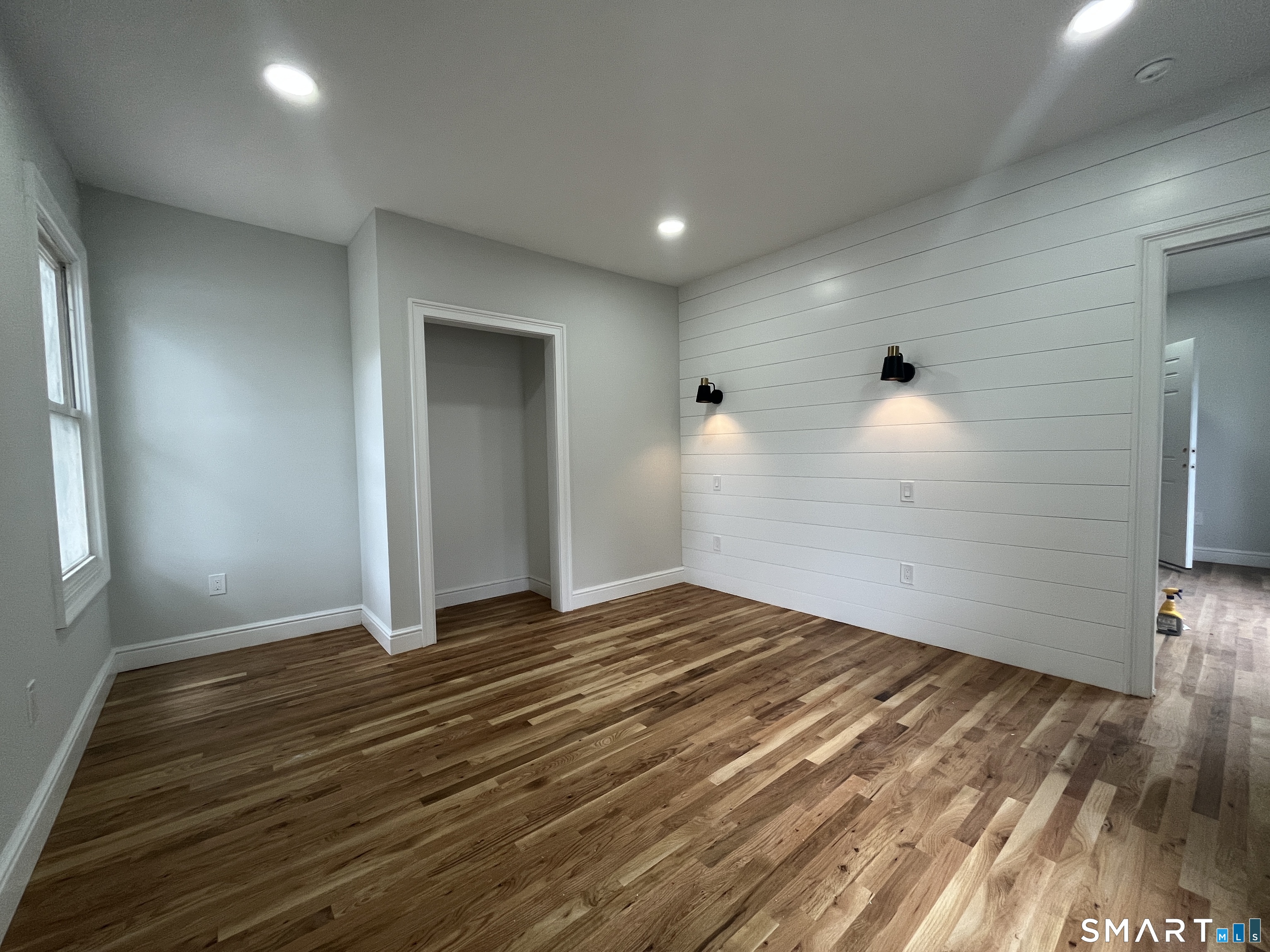 82 Howard Avenue New Haven CT 06519
