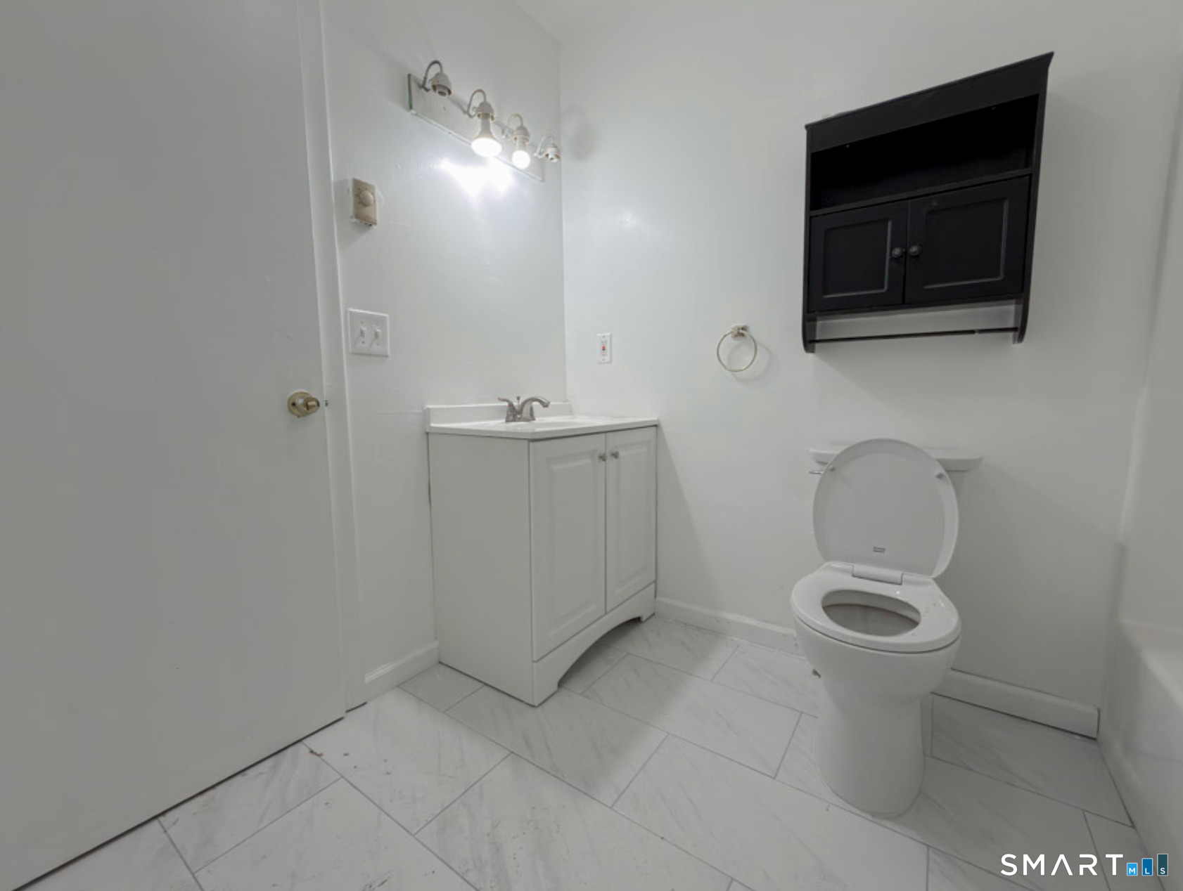 28 Santoro Street Waterbury CT 06704