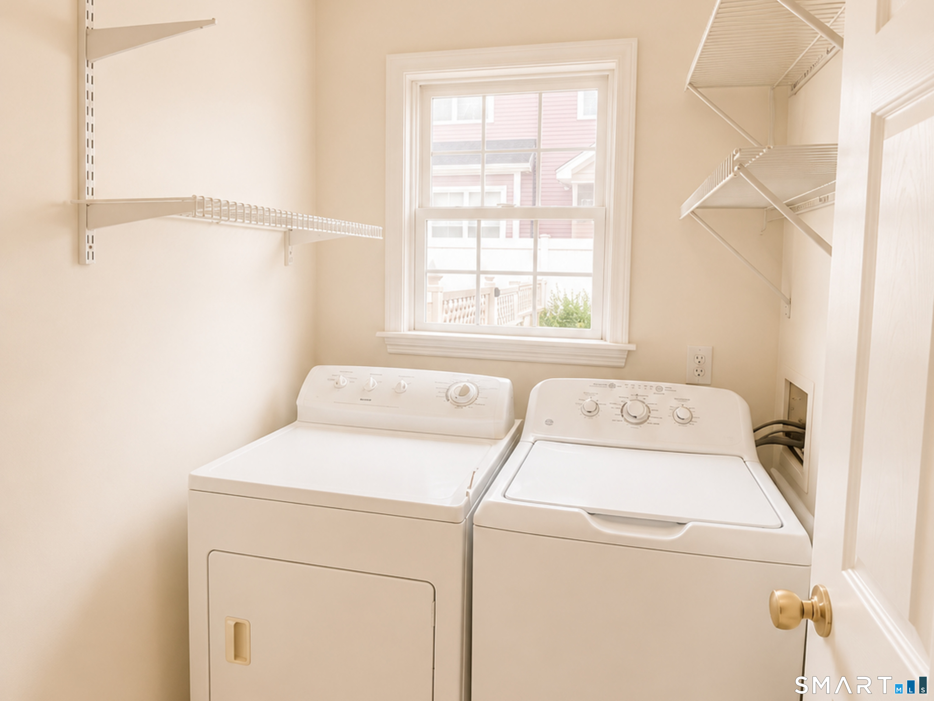 220 Castle Avenue Fairfield CT 06825