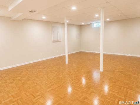 220 Castle Avenue Fairfield CT 06825