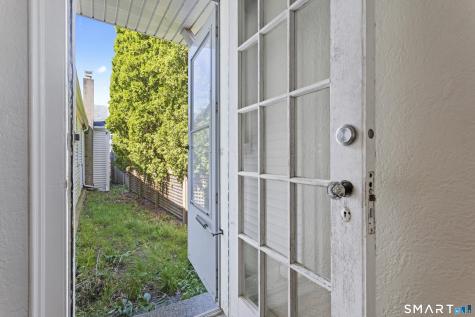 6 Church St (Mystic) Stonington CT 06378