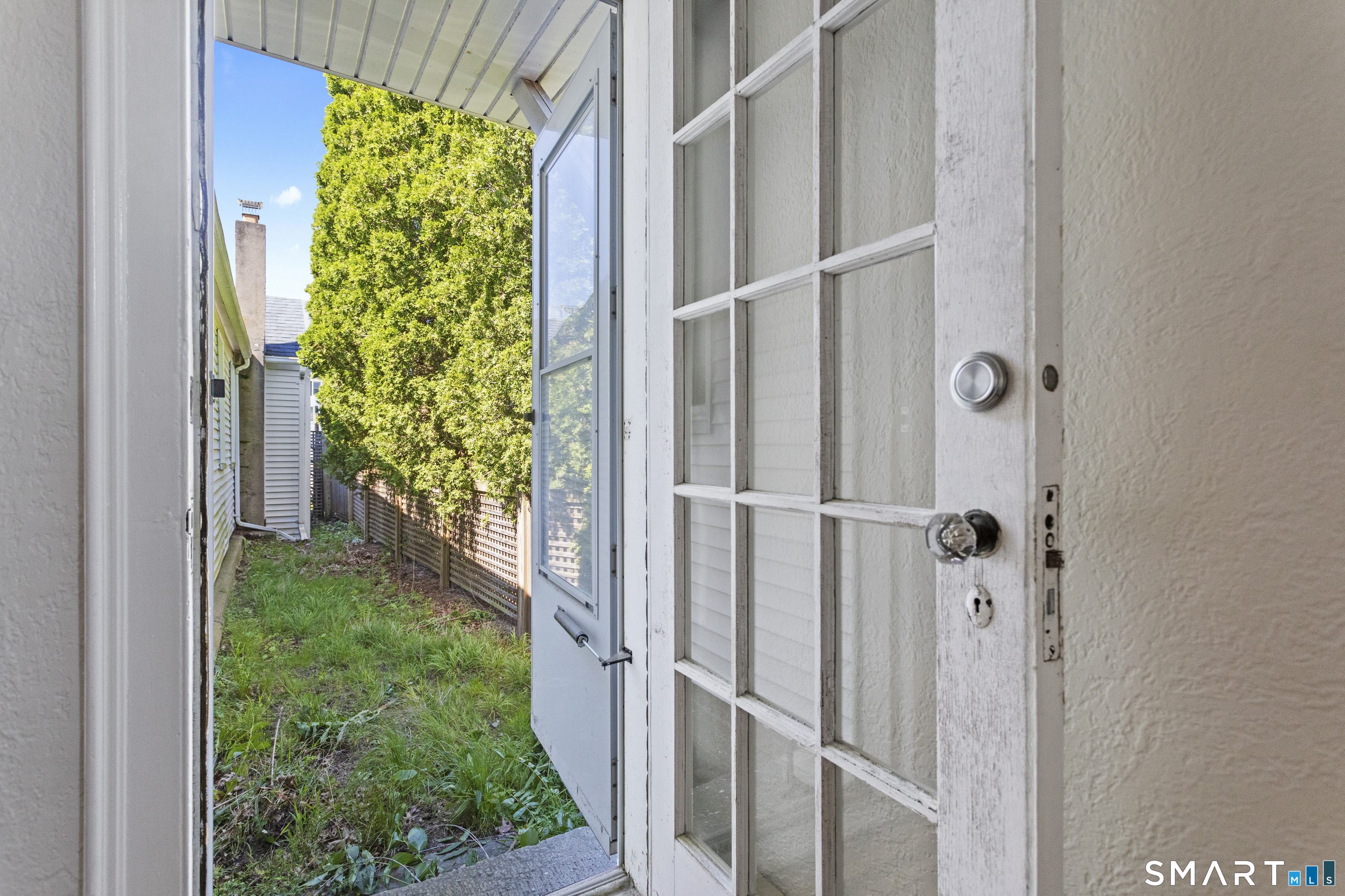 6 Church St (Mystic) Stonington CT 06378