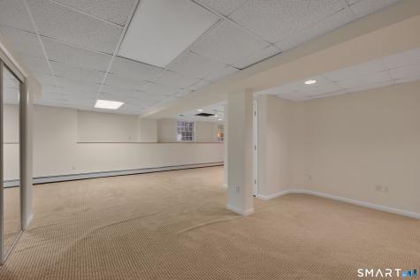 6 Fennwood Drive Cromwell CT 06416