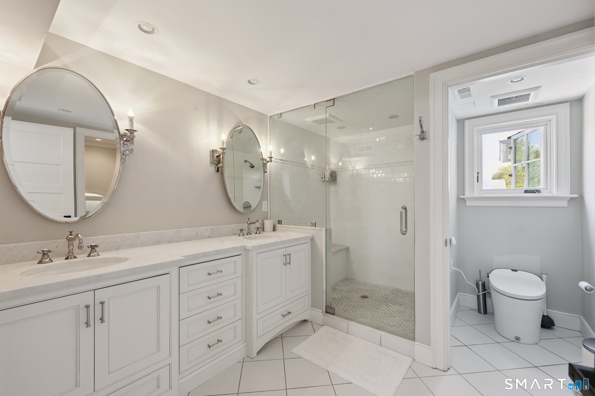 19 Middle Beach Road Madison CT 06443