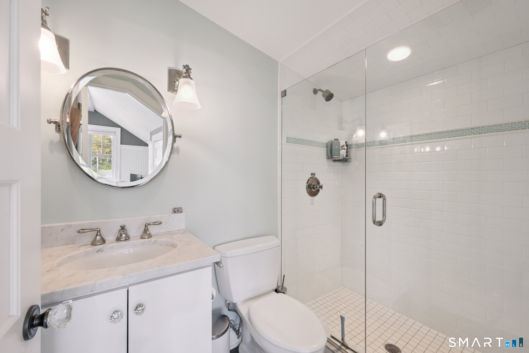 19 Middle Beach Road Madison CT 06443