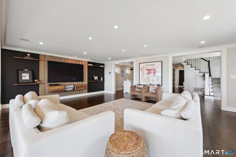 19 Middle Beach Road Madison CT 06443