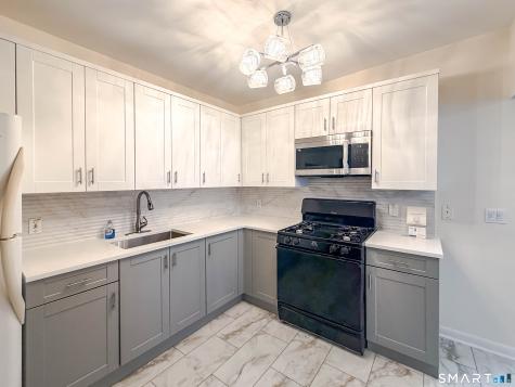 41-43 Cottage Street Bridgeport CT 06605