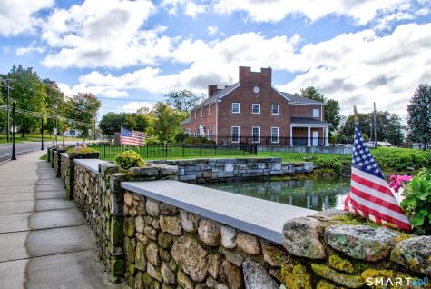 6 Stevens Road Clinton CT 06413