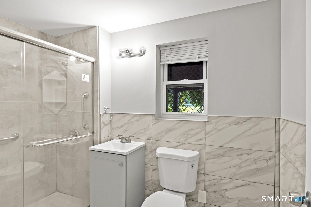 24 Park Terrace Hartford CT 06106