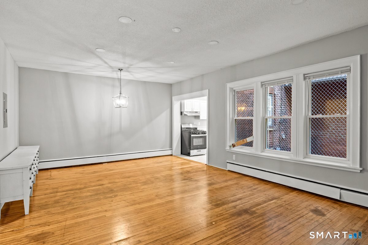 24 Park Terrace Hartford CT 06106