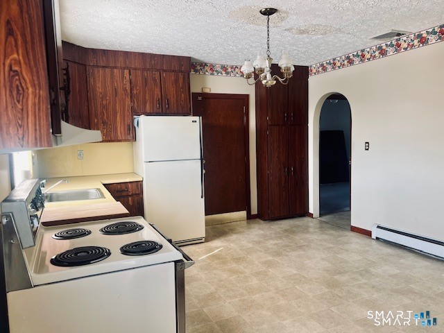 1567 Main Street East Hartford CT 06118