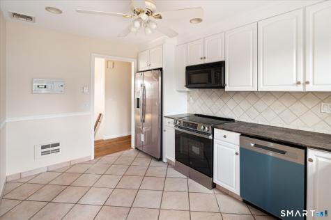 48 Lanell Drive Stamford CT 06902