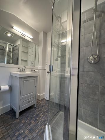 424 Rockwell Avenue Stratford CT 06615