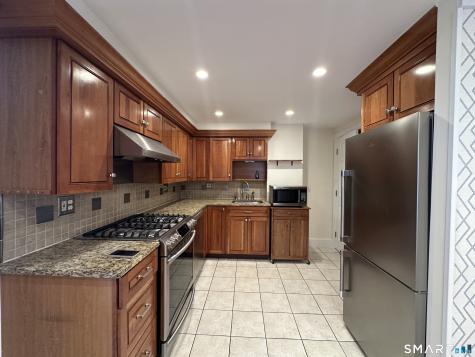 424 Rockwell Avenue Stratford CT 06615