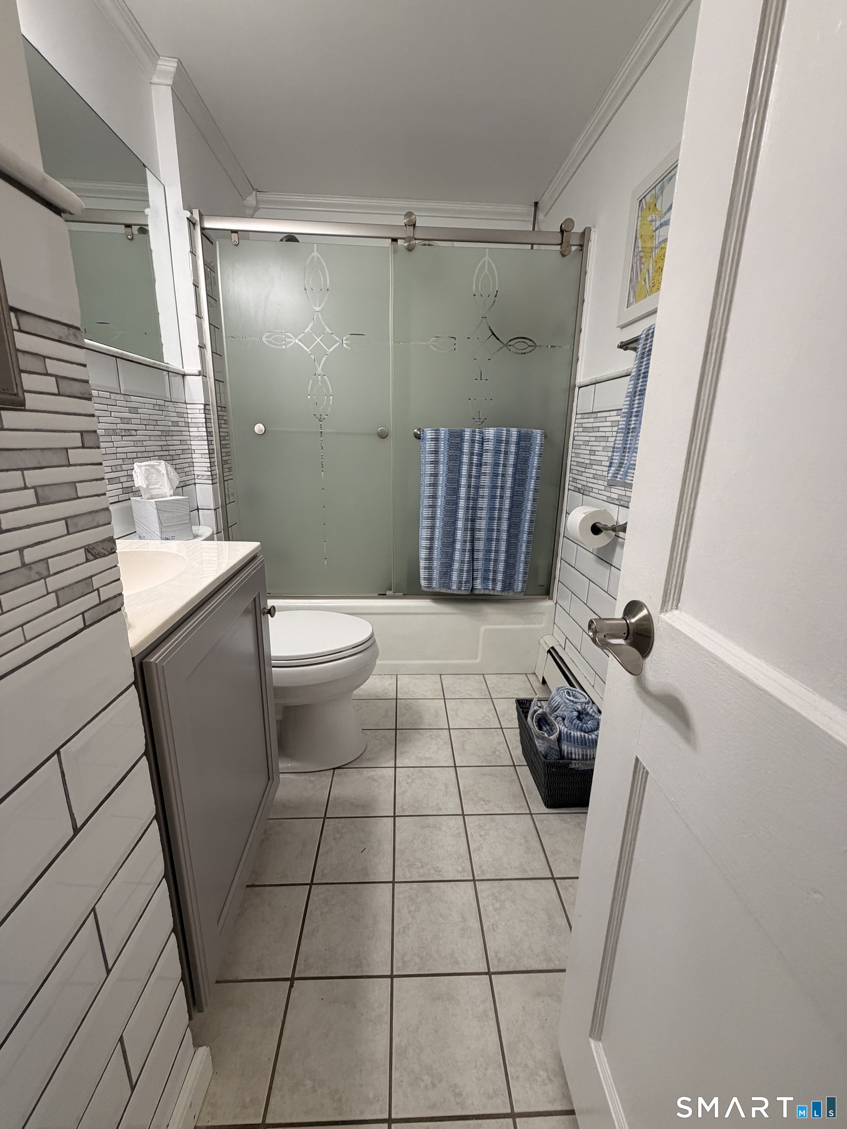24 Broadway Av Extension Stonington CT 06355