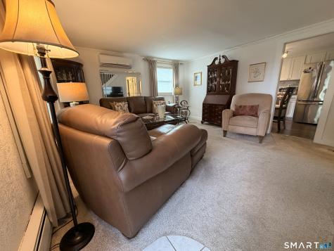 24 Broadway Av Extension Stonington CT 06355