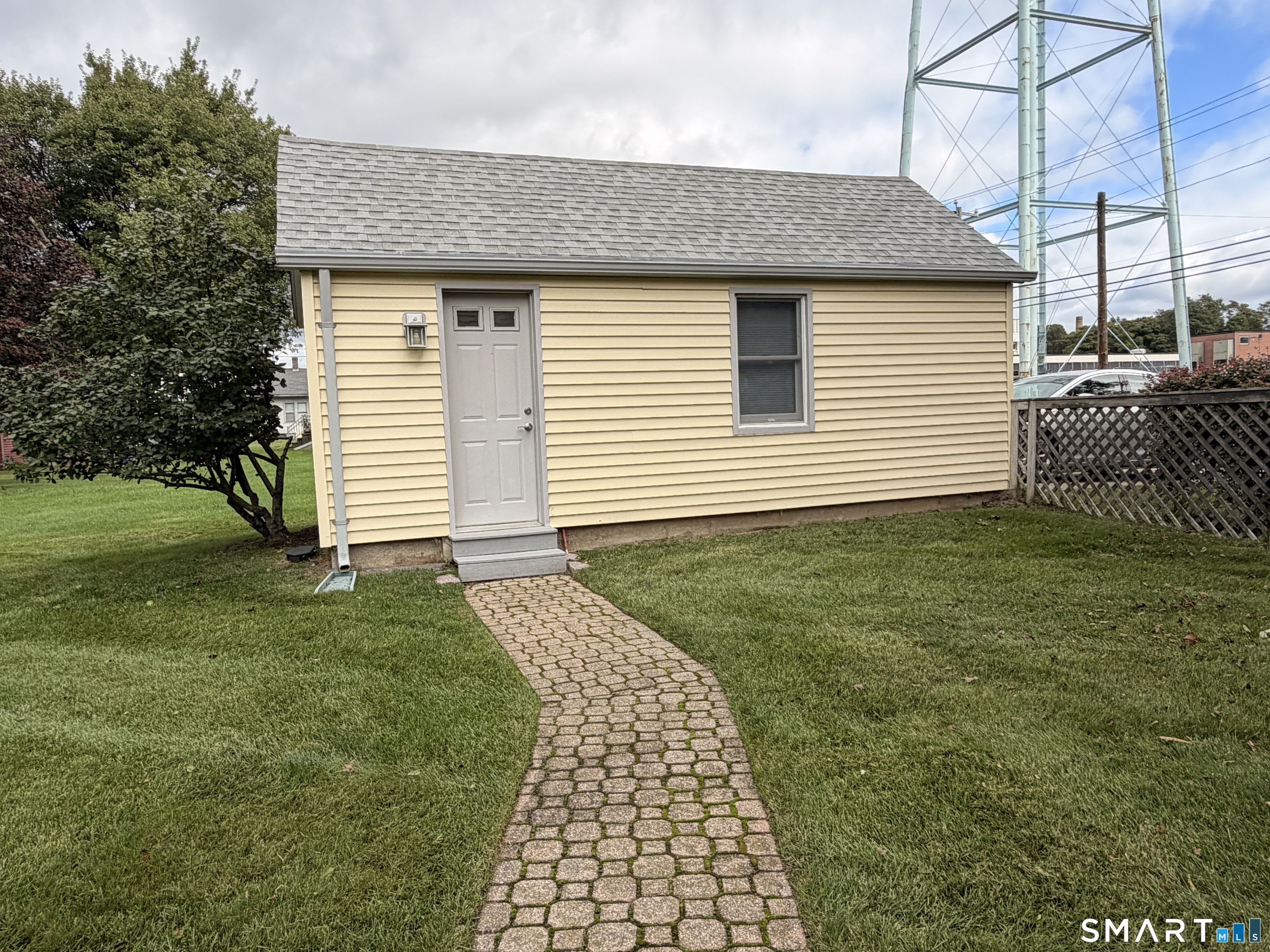 24 Broadway Av Extension Stonington CT 06355