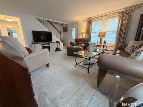 24 Broadway Av Extension Stonington CT 06355