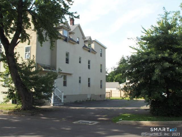 81 Longfellow Avenue Fairfield CT 06825