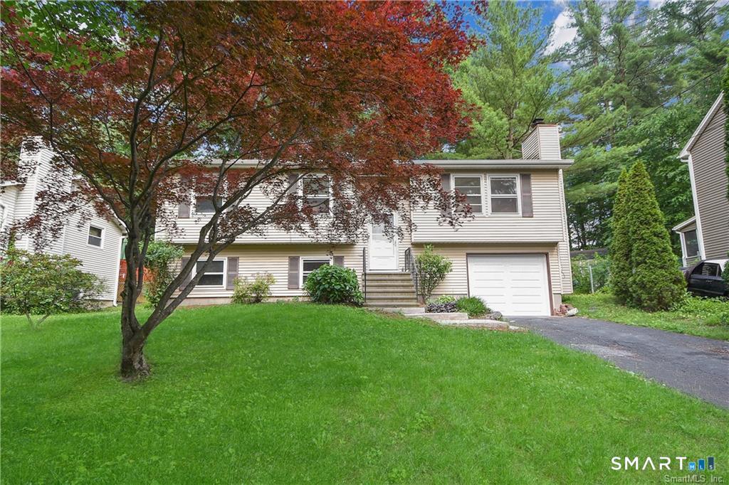 8 Circle Drive Farmington CT 06085