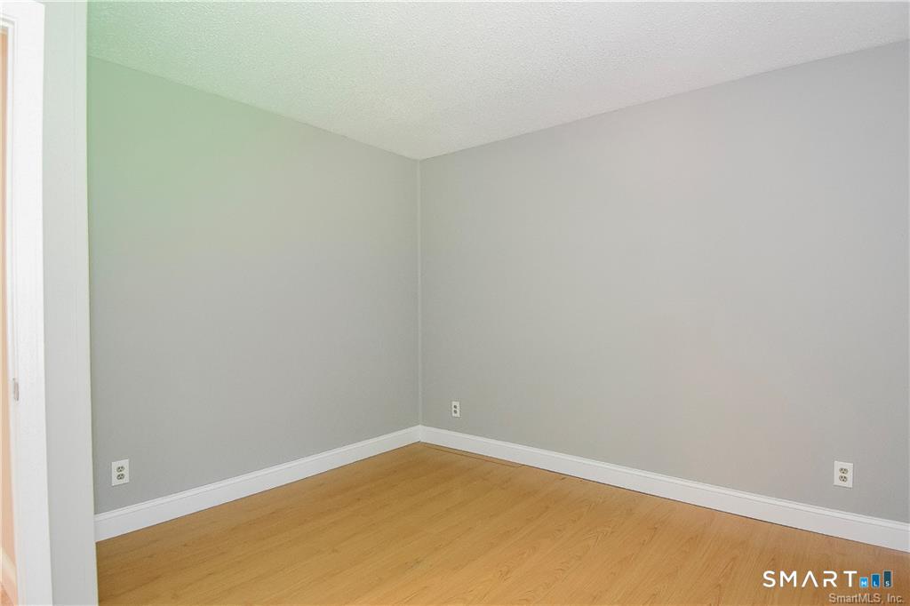 8 Circle Drive Farmington CT 06085