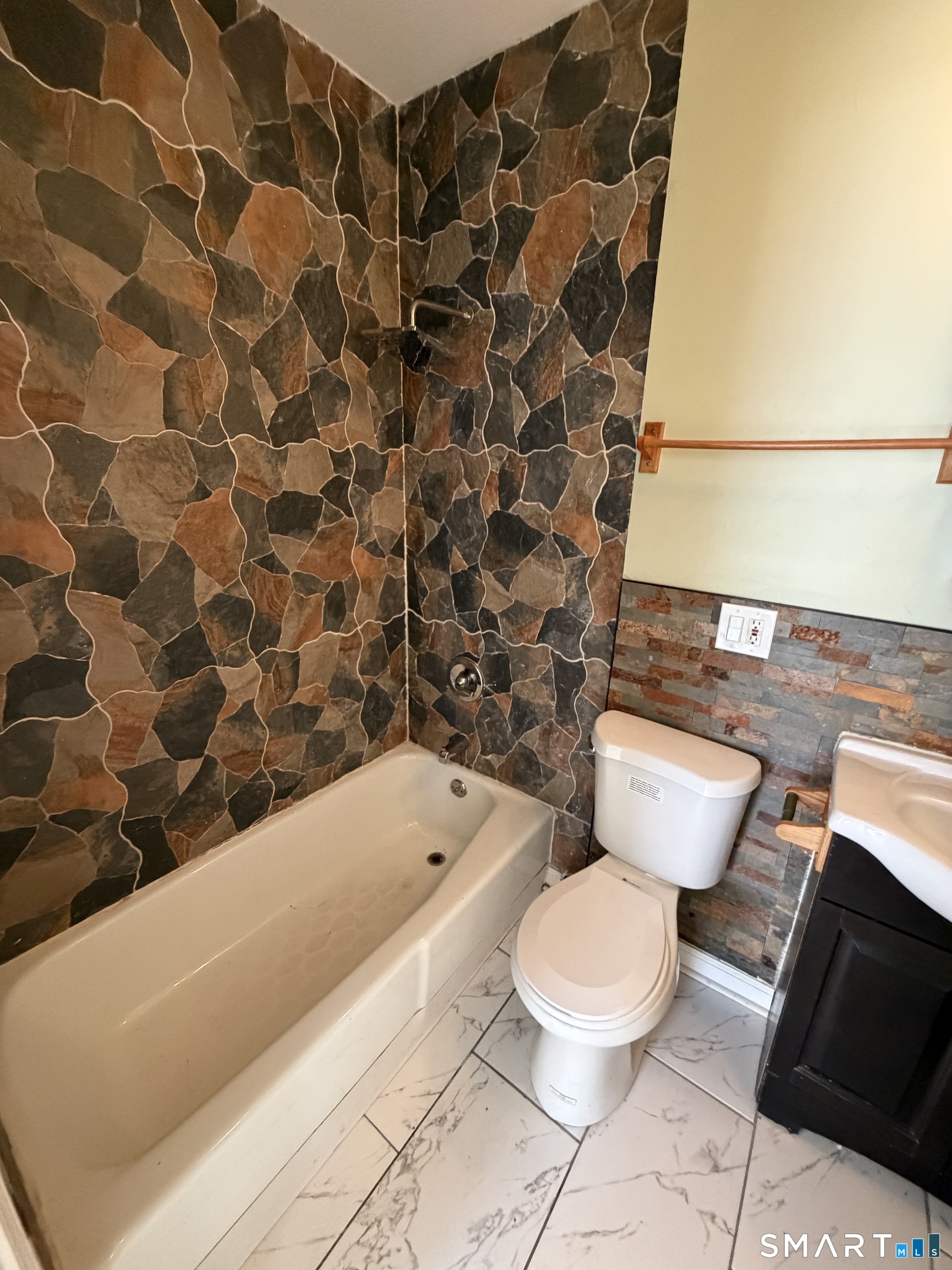 14 North Spring Street Ansonia CT 06401