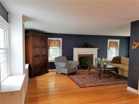 111 North Street Middlebury CT 06762